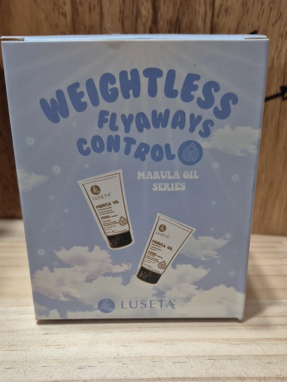 Luseta Weightless Flyaways Control - Marula Oil Series (Light Blue)